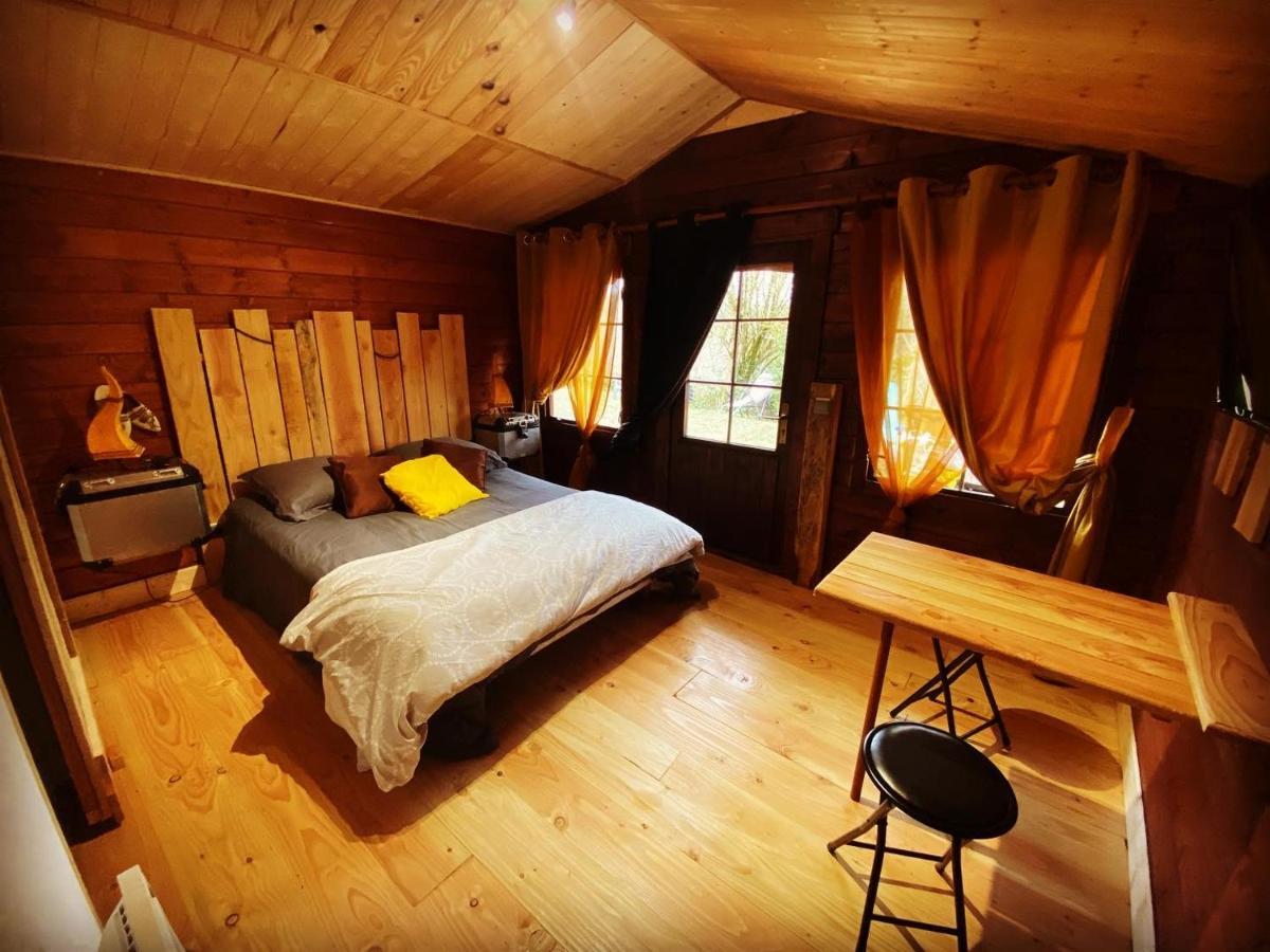 "Le Maloya" Chalets Independants -Chambre Balneo - Relais Motards Лакон Экстерьер фото
